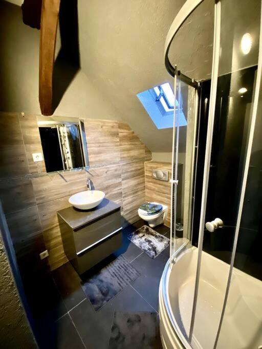 12: Privatzimmer Fuer Reisende Durch Koblenz Koblenz  Dış mekan fotoğraf